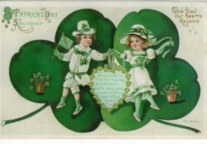 free-vintage-saint-patricks-day-greeting-card-with-two-kids-dancing-shamrocks